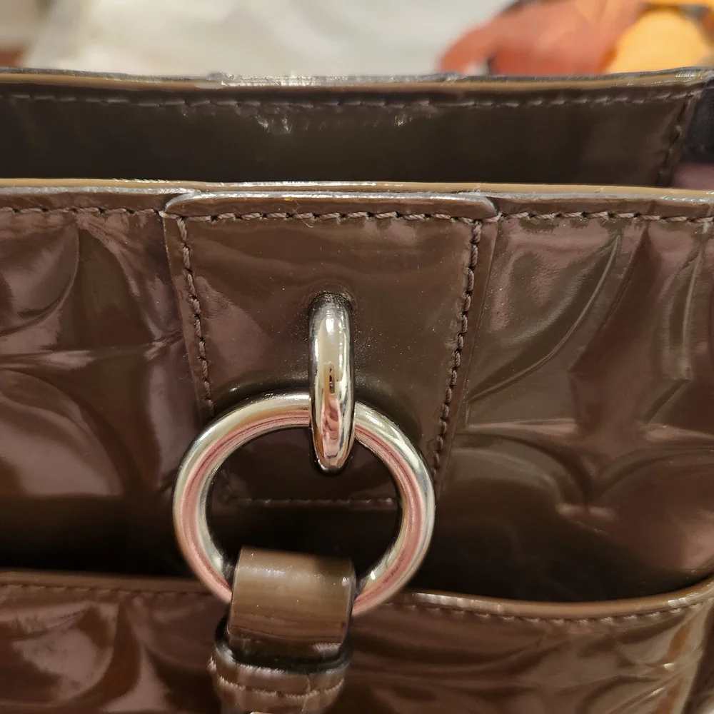 Coach Olive Green Op Art Embossed Patent Leather East West Gallery Tote  Bag - Picture 14 of 16